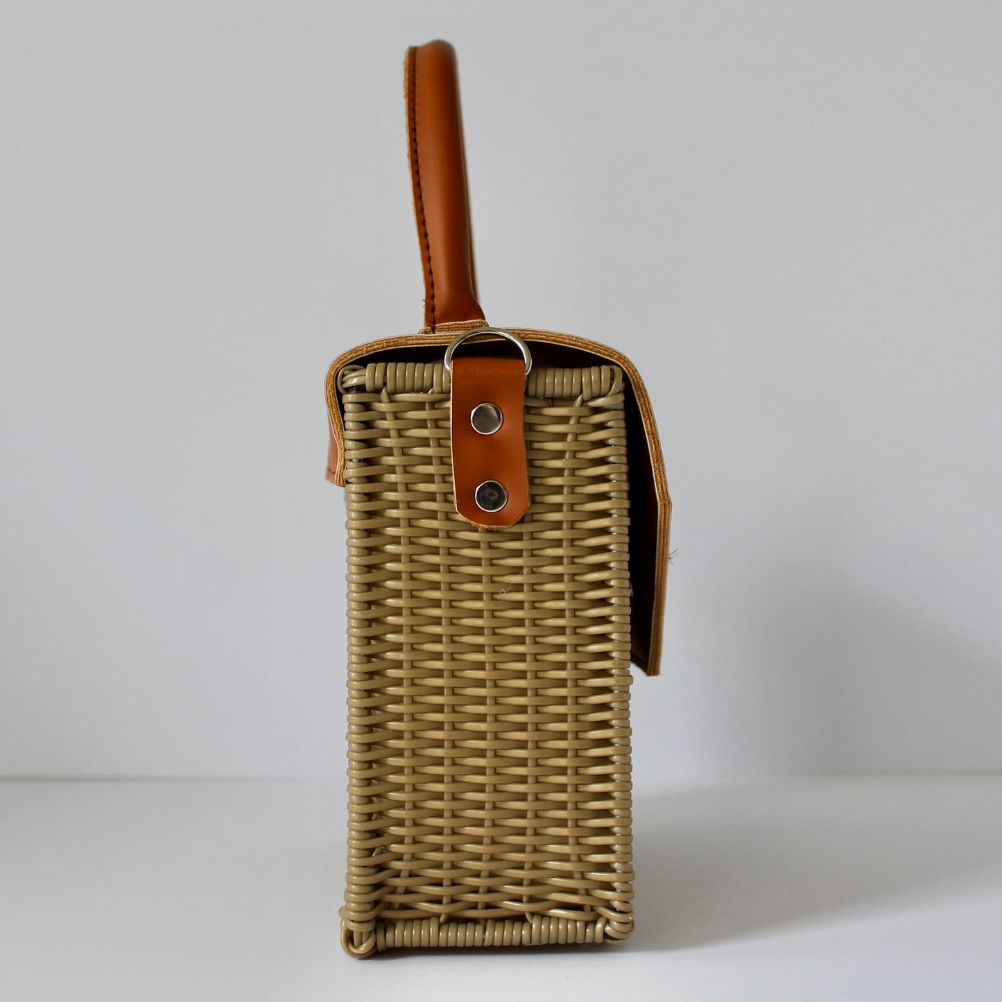 Xalli Box Handbag