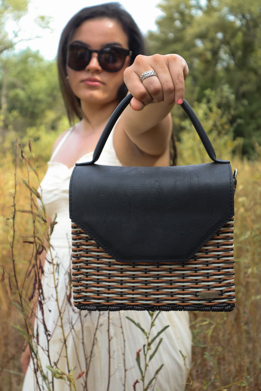 Tlalli Box Handbag